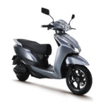 EEC China Free Shipping Price Motorbike With Battery 72V 2024 Bike Scooters Adult Moto Electric Motorcycle for Lady and Men