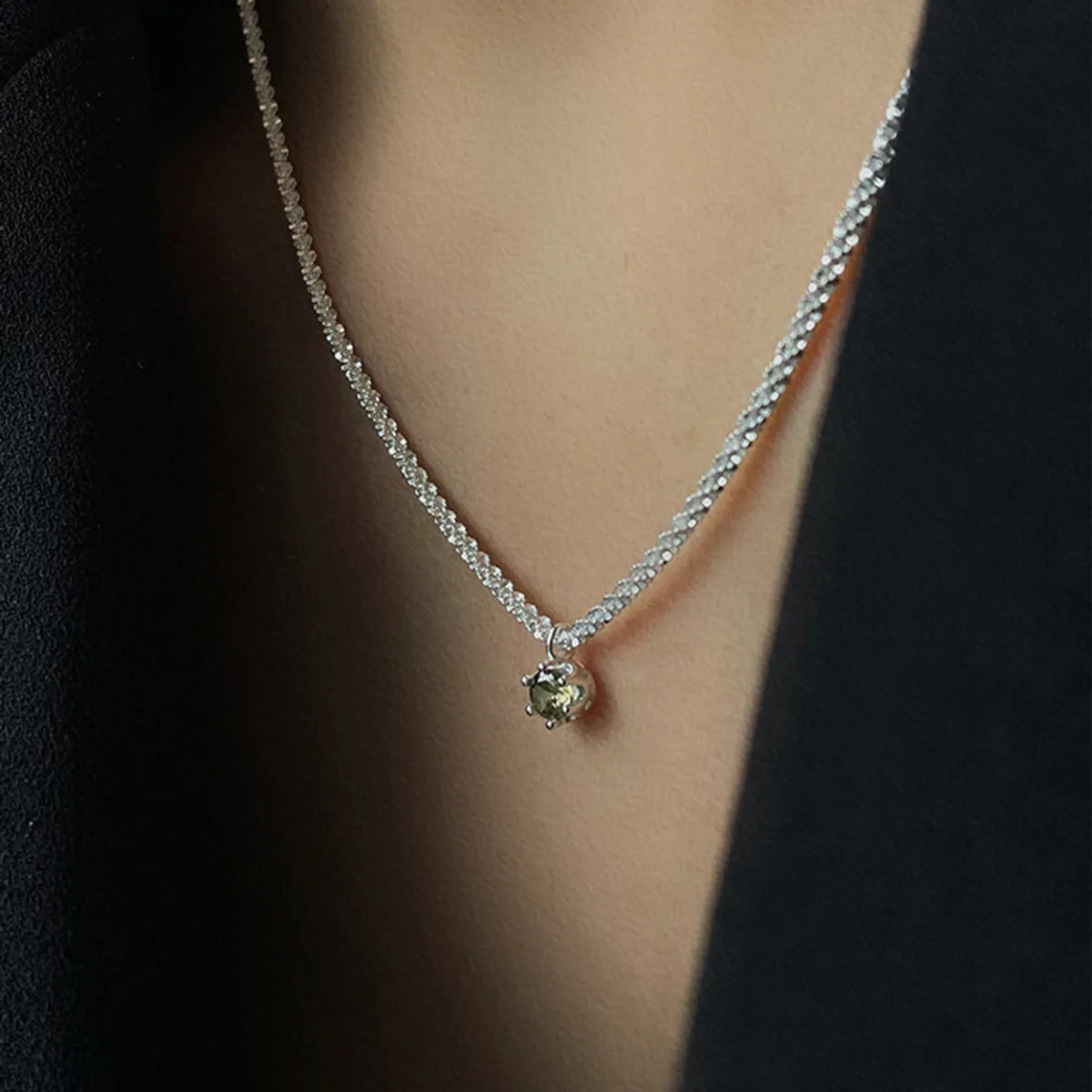 modern-style-korean-style-crown-sterling-silver-zircon-pendant-necklace-in-bulk-nh10330760_bba7528a-87ce-4fde-a79c-0e83bc92d4ad