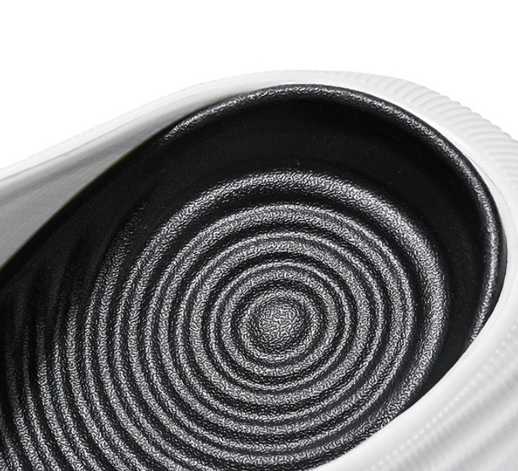 Men's Simple And Stylish Casual Platform Slippers - Image 3
